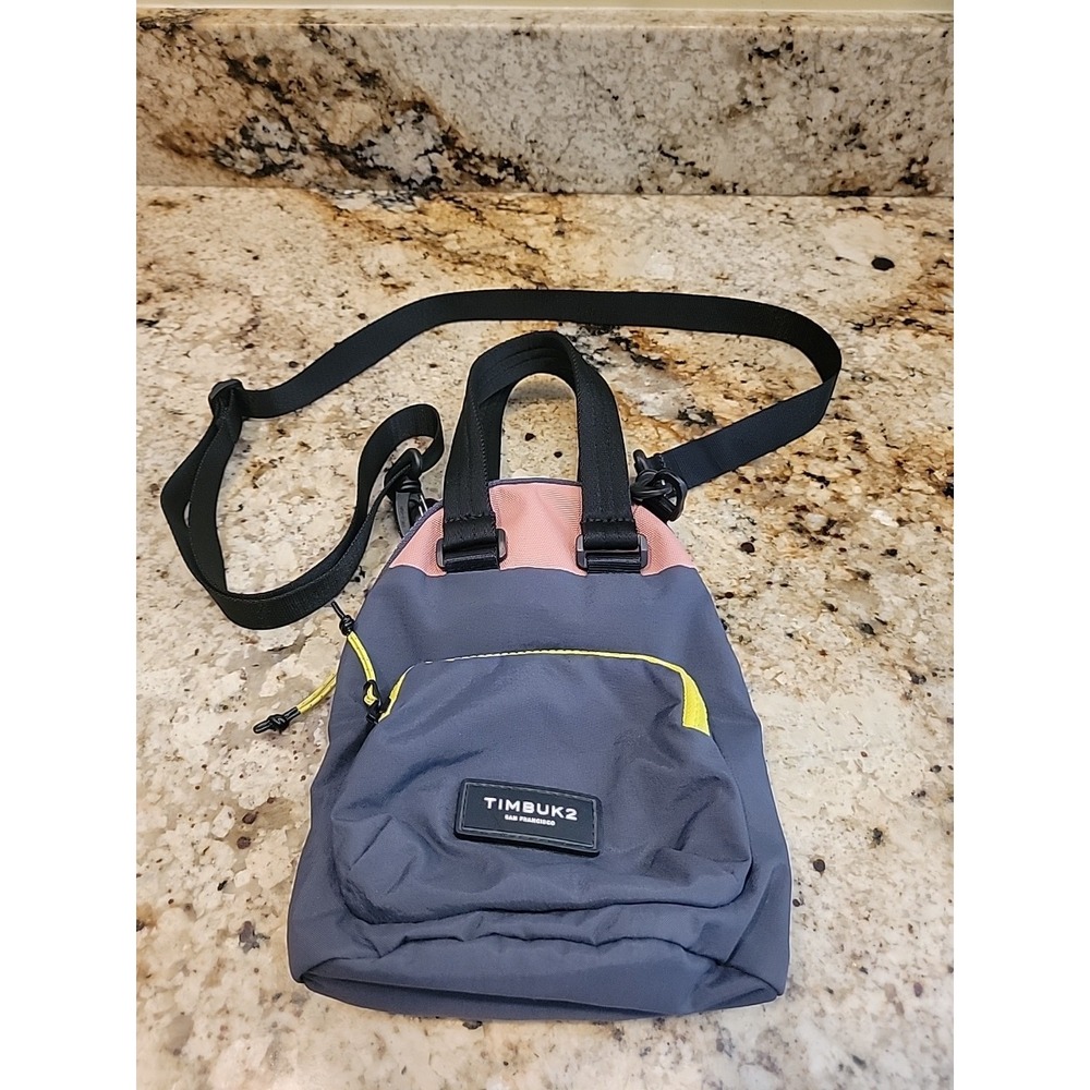 Timbuk2 Black Shoulder/crossbody Bag.  Excellent Condition - Picture 2 of 5